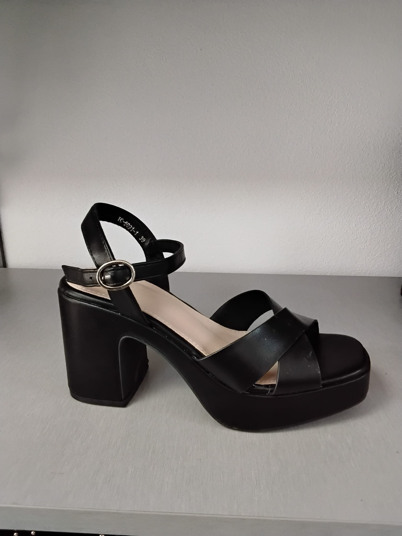 PLATAFORMA NEGRO