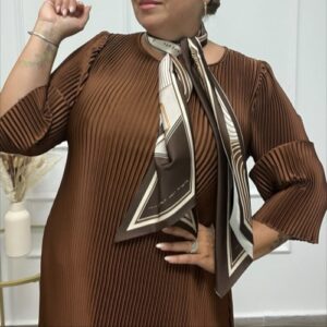 Alternative view of VESTIDO, ACORDEÓN