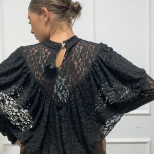 Alternative view of BLUSA VOLANTE NEGRA
