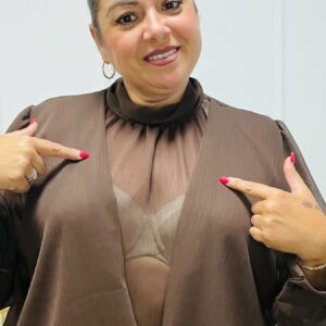 Alternative view of BLUSA MIRIAM MARRÓN